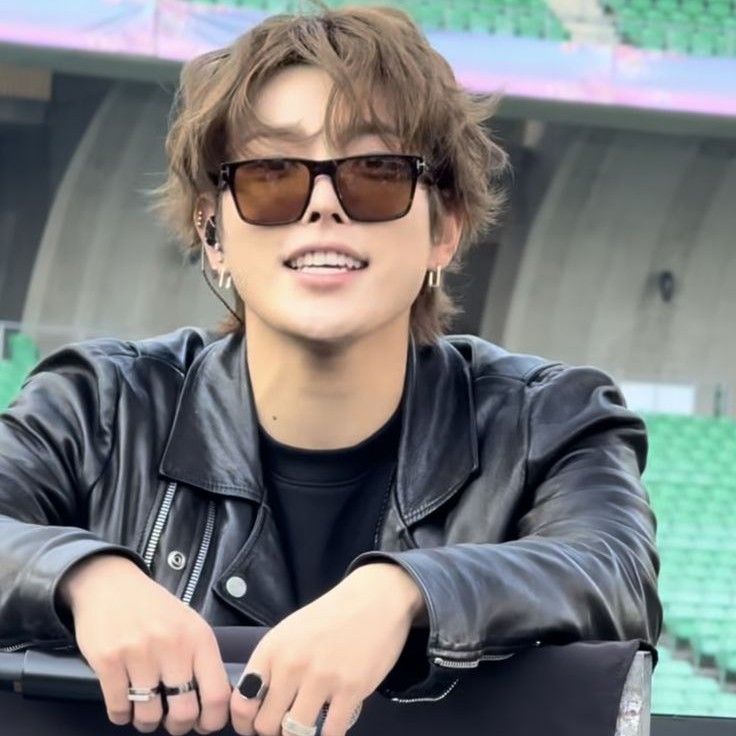 Behind-the-scenes cut of Hongjoong (ATEEZ)