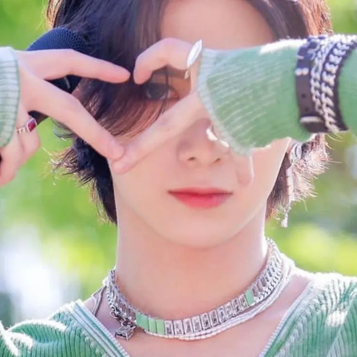 ATEEZの舞台裏ショット