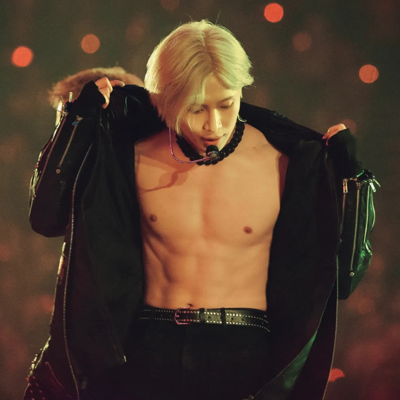 Behind-the-scenes cut of Taemin (SHINee)