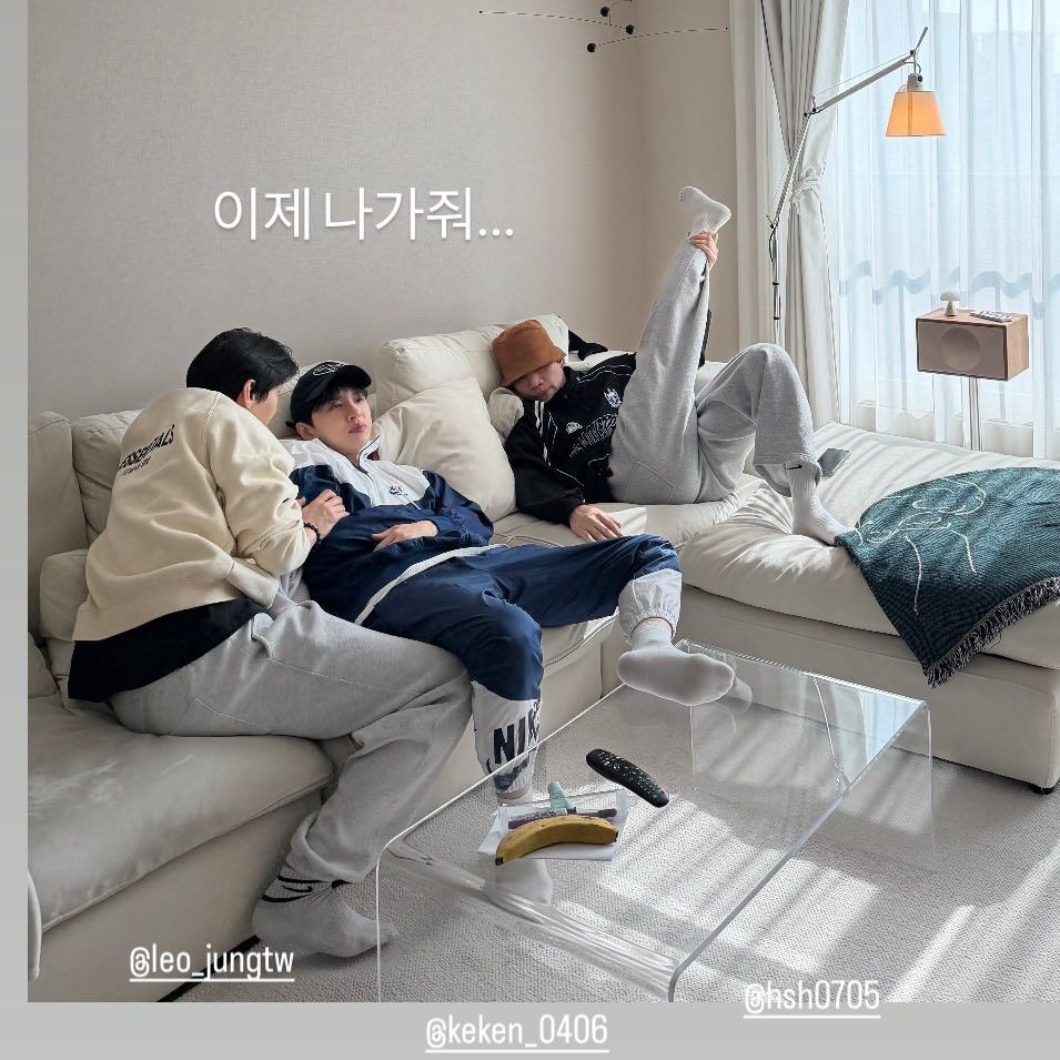 A moment captured by LEO (VIXX)'s fan