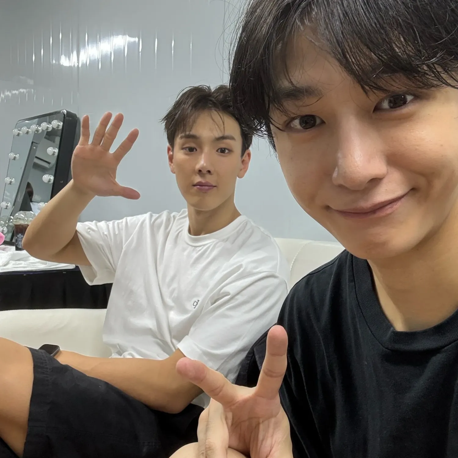 Momen yang diabadikan oleh penggemar MONSTA X