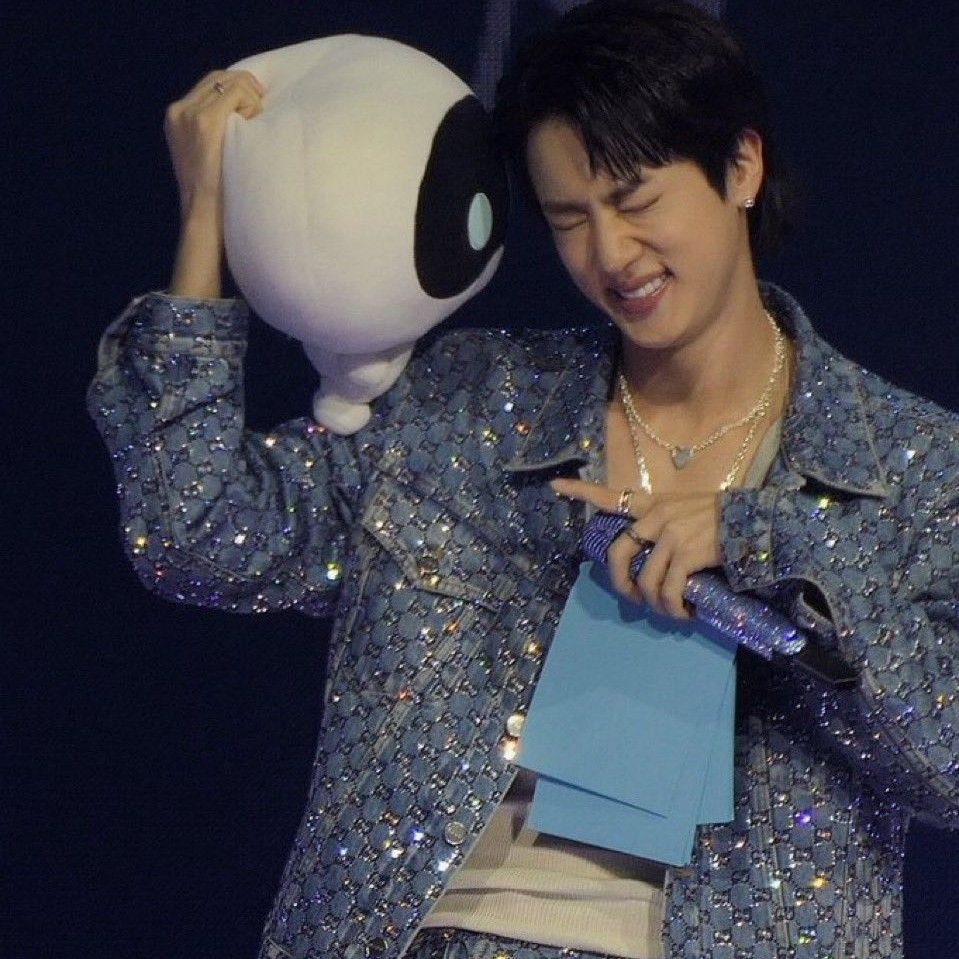 Foto terbaru Jin (BTS)
