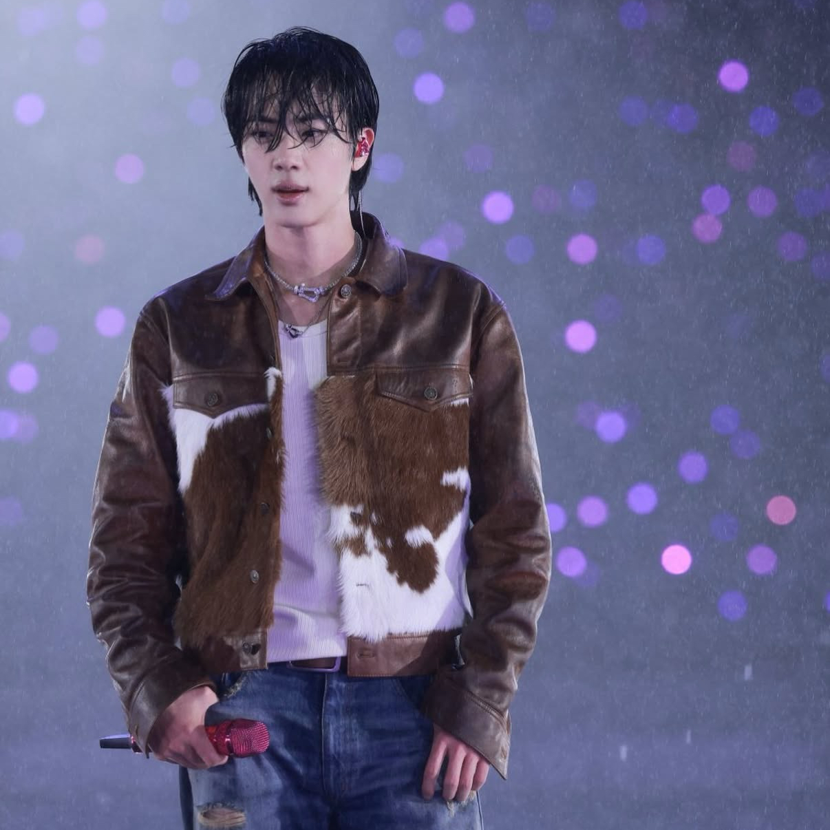 진 (방탄소년단) 최근 활동샷