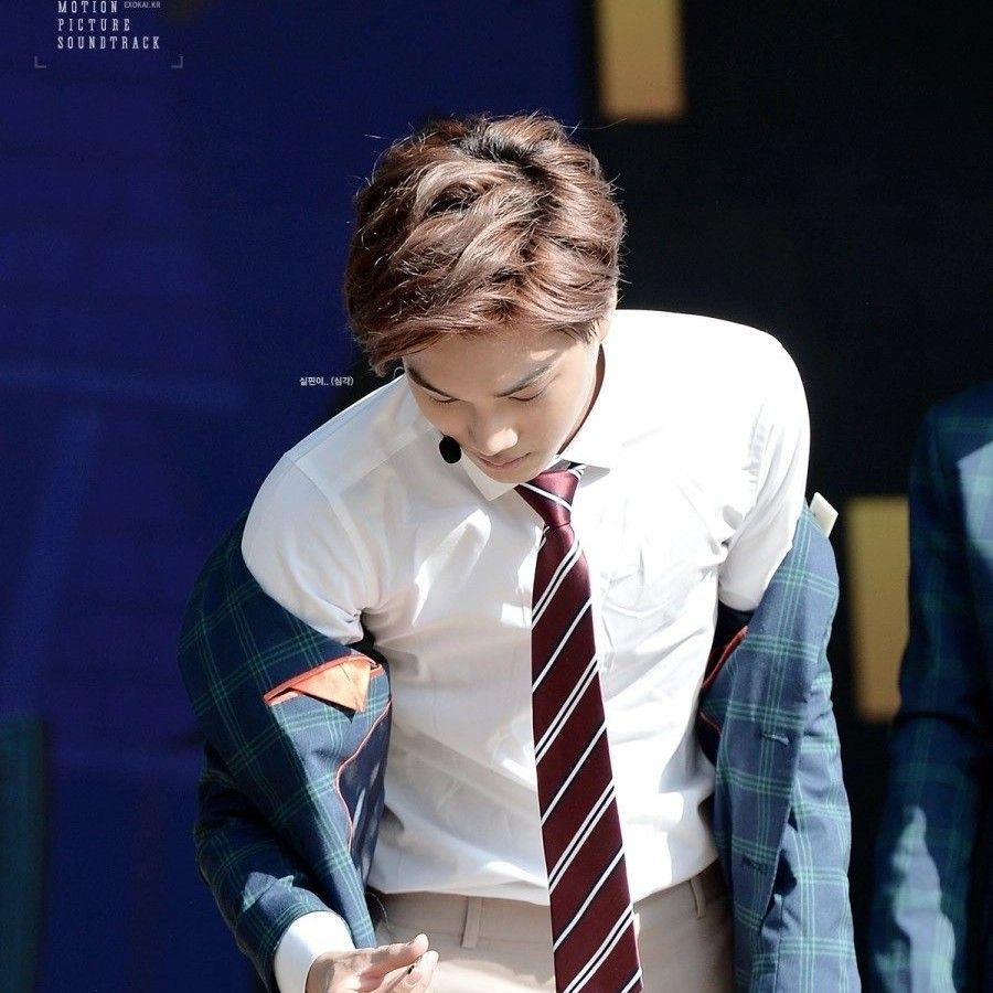 Behind-the-scenes cut of Kai (EXO)