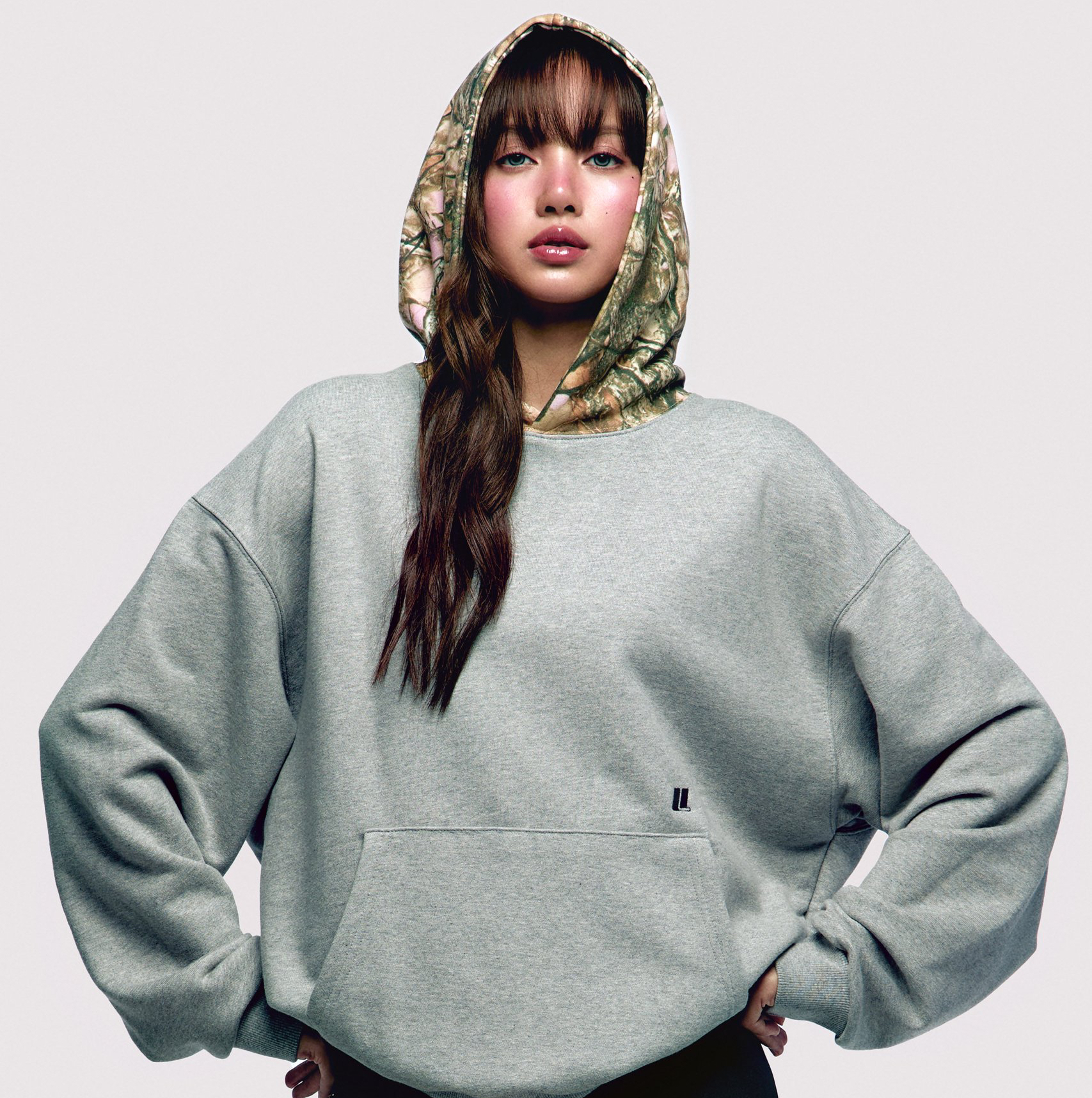 Foto aktivitas terbaru Lisa (BLACKPINK)