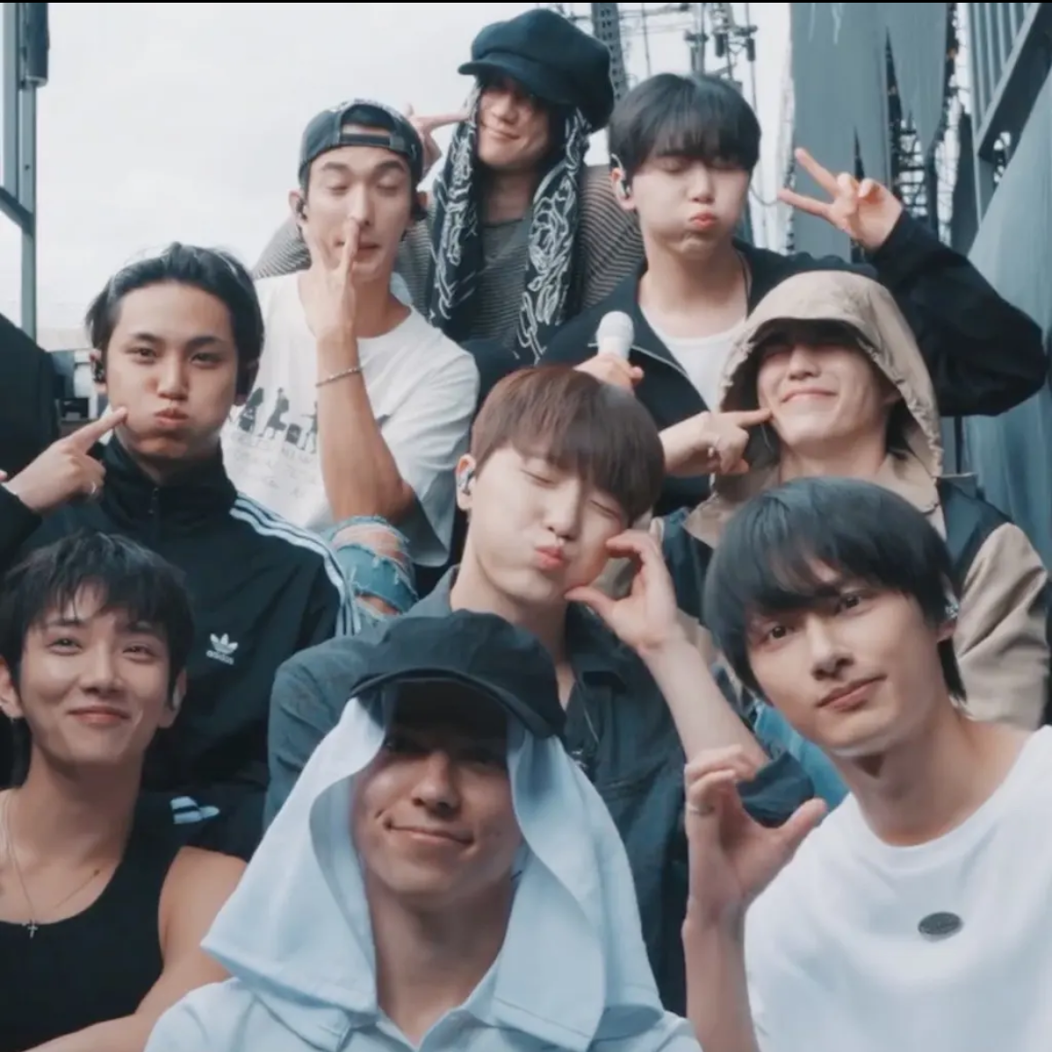 Behind-the-scenes cut of Jun (SEVENTEEN)