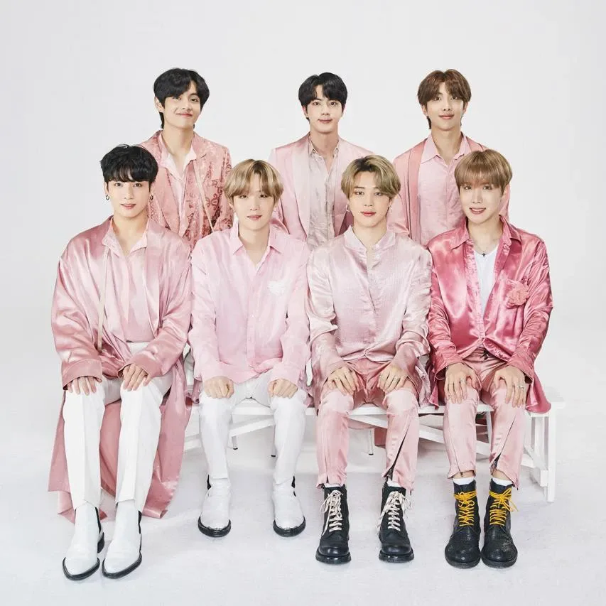 Foto aktivitas terbaru BTS