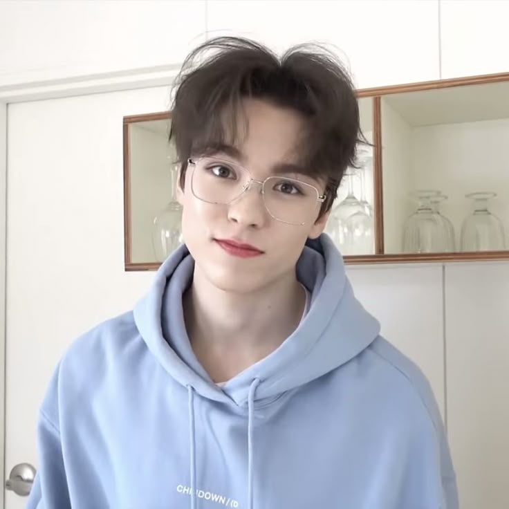 Behind-the-scenes cut of Vernon (SEVENTEEN)