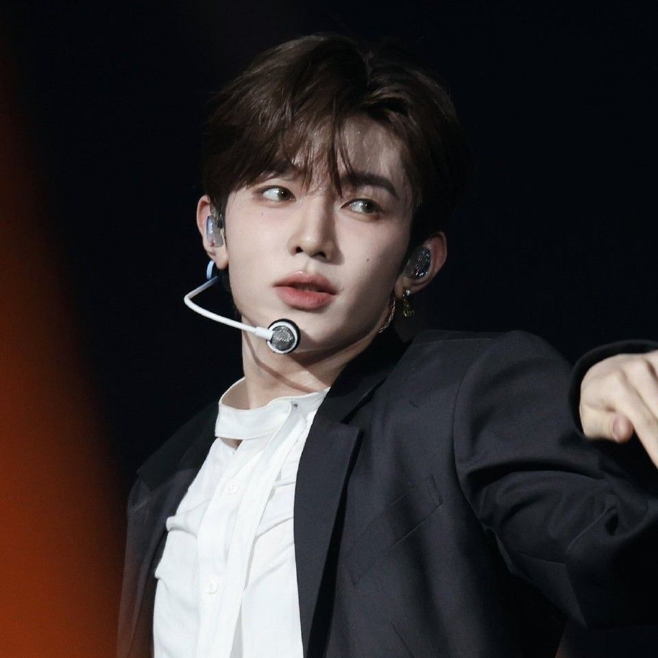 Behind-the-scenes cut of Zhang Hao