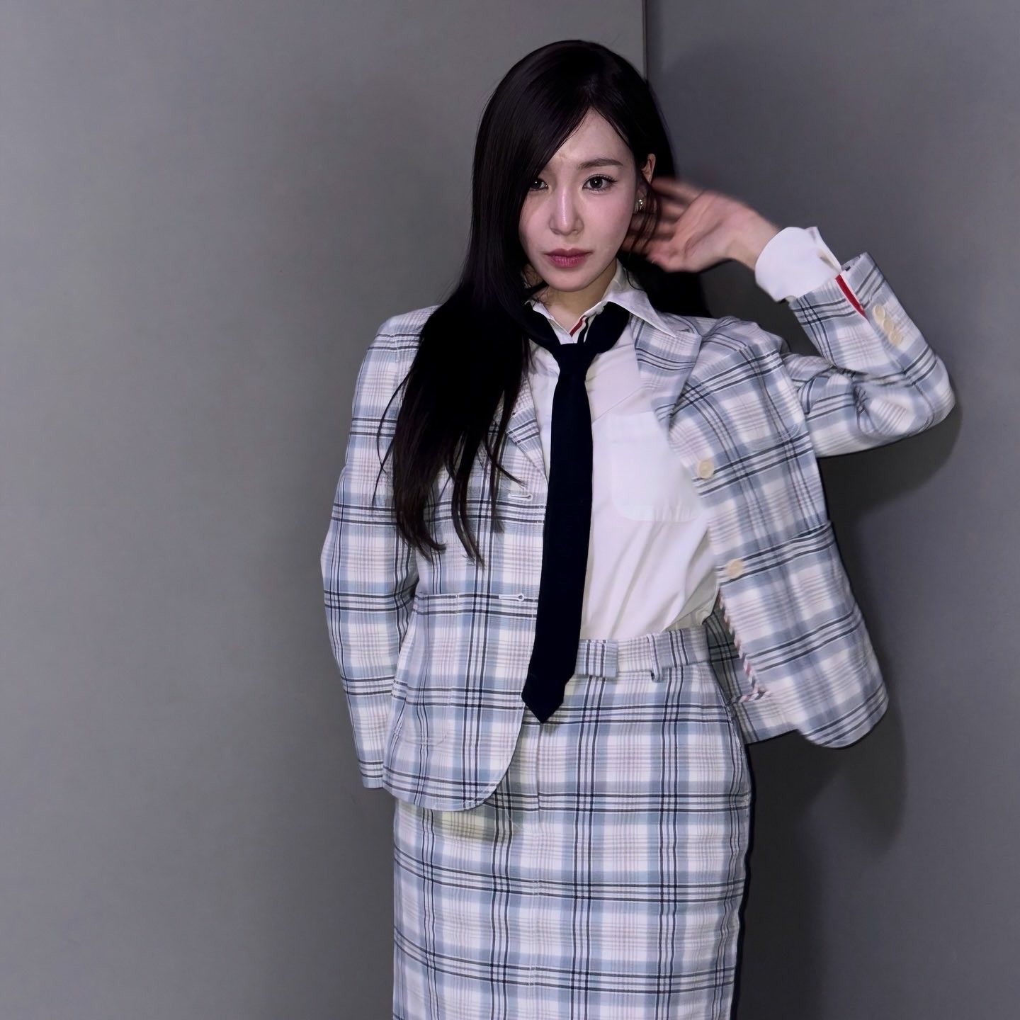 Behind-the-scenes cut of Tiffany Young (Girls' Generation)