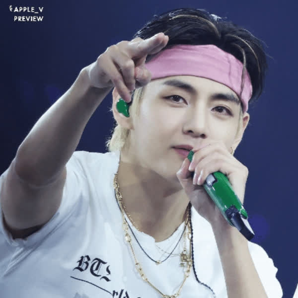 ファンに愛されるV (BTS)の人気プロフィール写真