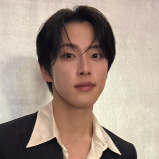 Recent activity shot of Kono Junki (JO1)