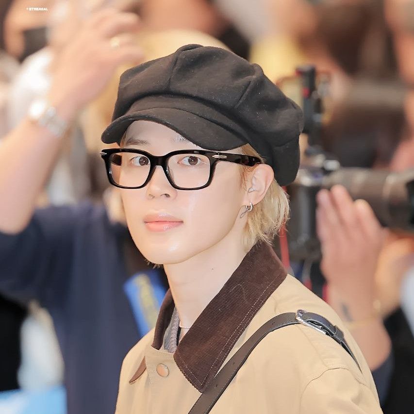 A moment captured by Jimin (BTS)'s fan