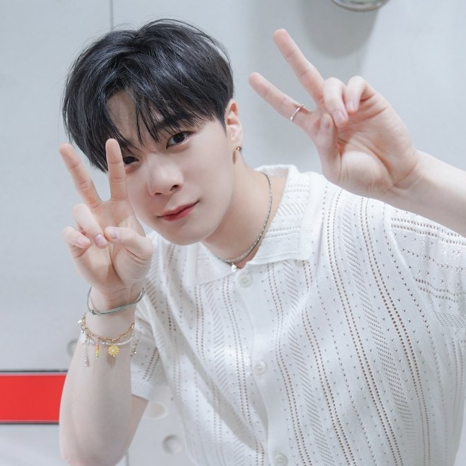 문빈 (아스트로)의 비하인드 컷