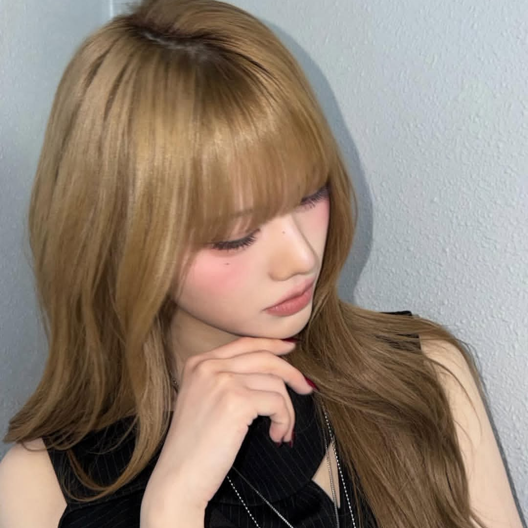 A moment captured by Serina (MADEIN)'s fan