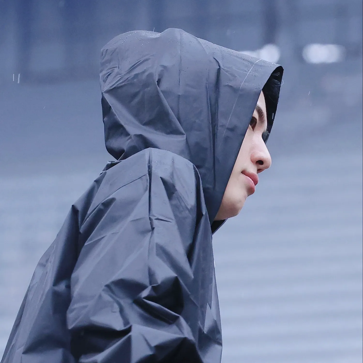 Behind-the-scenes cut of Jin (BTS)