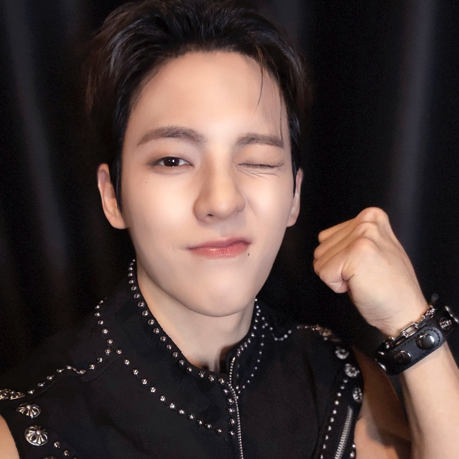 Behind-the-scenes cut of Lee Minhyuk (BTOB)