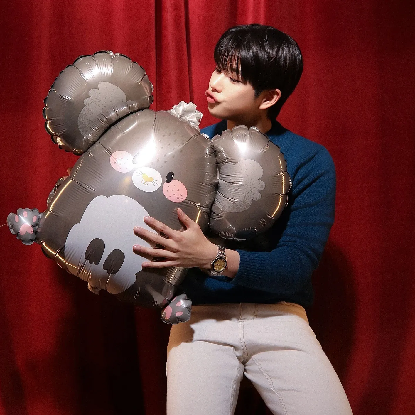 Latest photo of MJ (ASTRO)