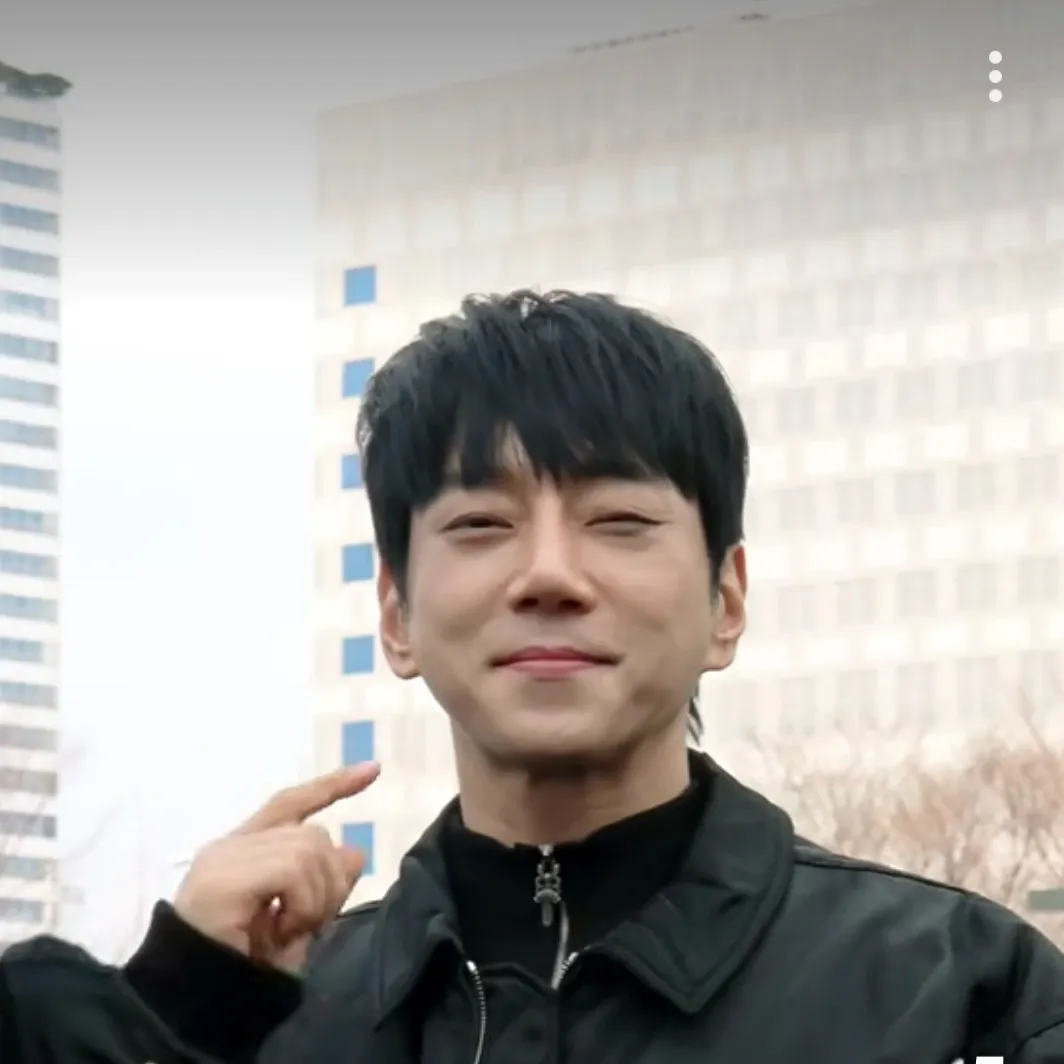 ファン・チヨルの最近の活動写真