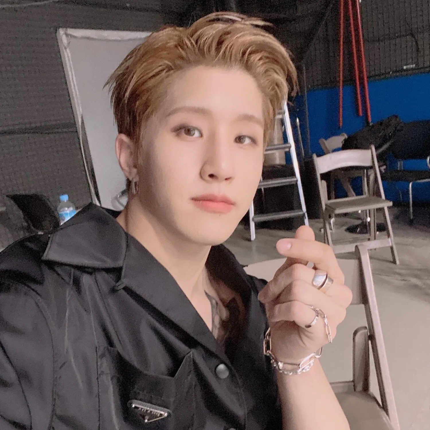 Behind-the-scenes cut of Jinjin (ASTRO)