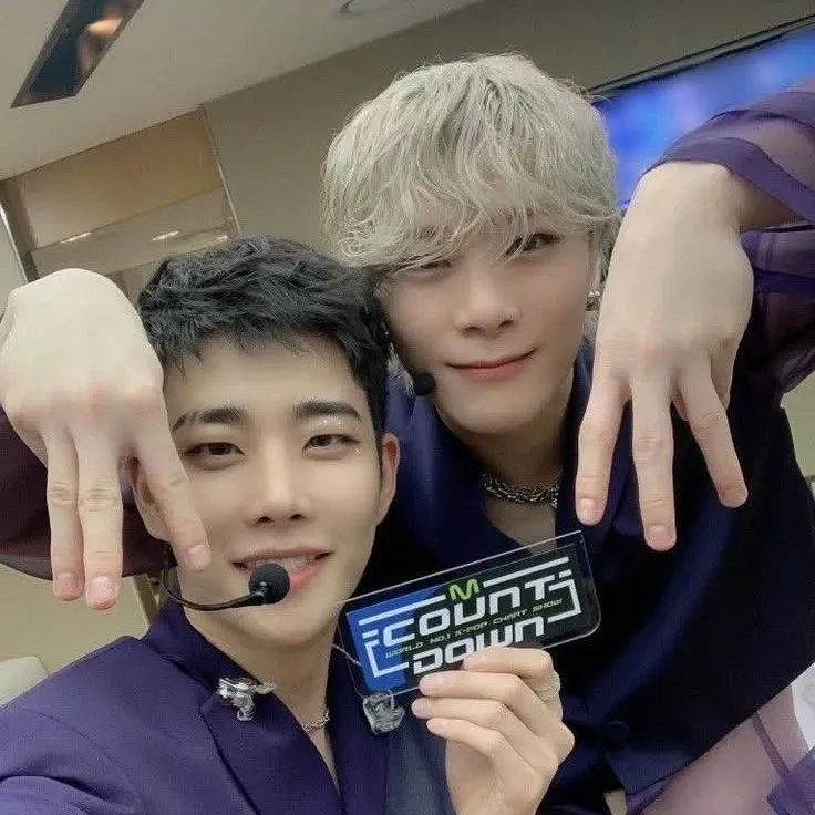 Latest photo of MJ (ASTRO)