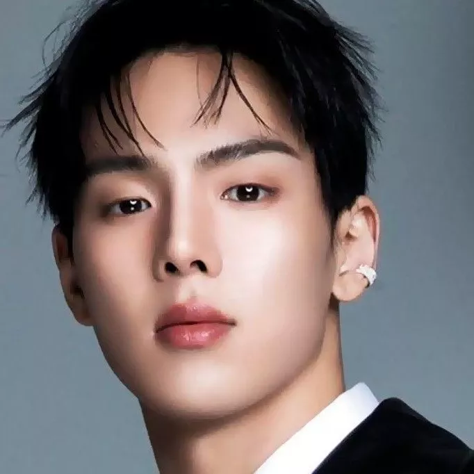 Foto terbaru Shownu (MONSTA X)