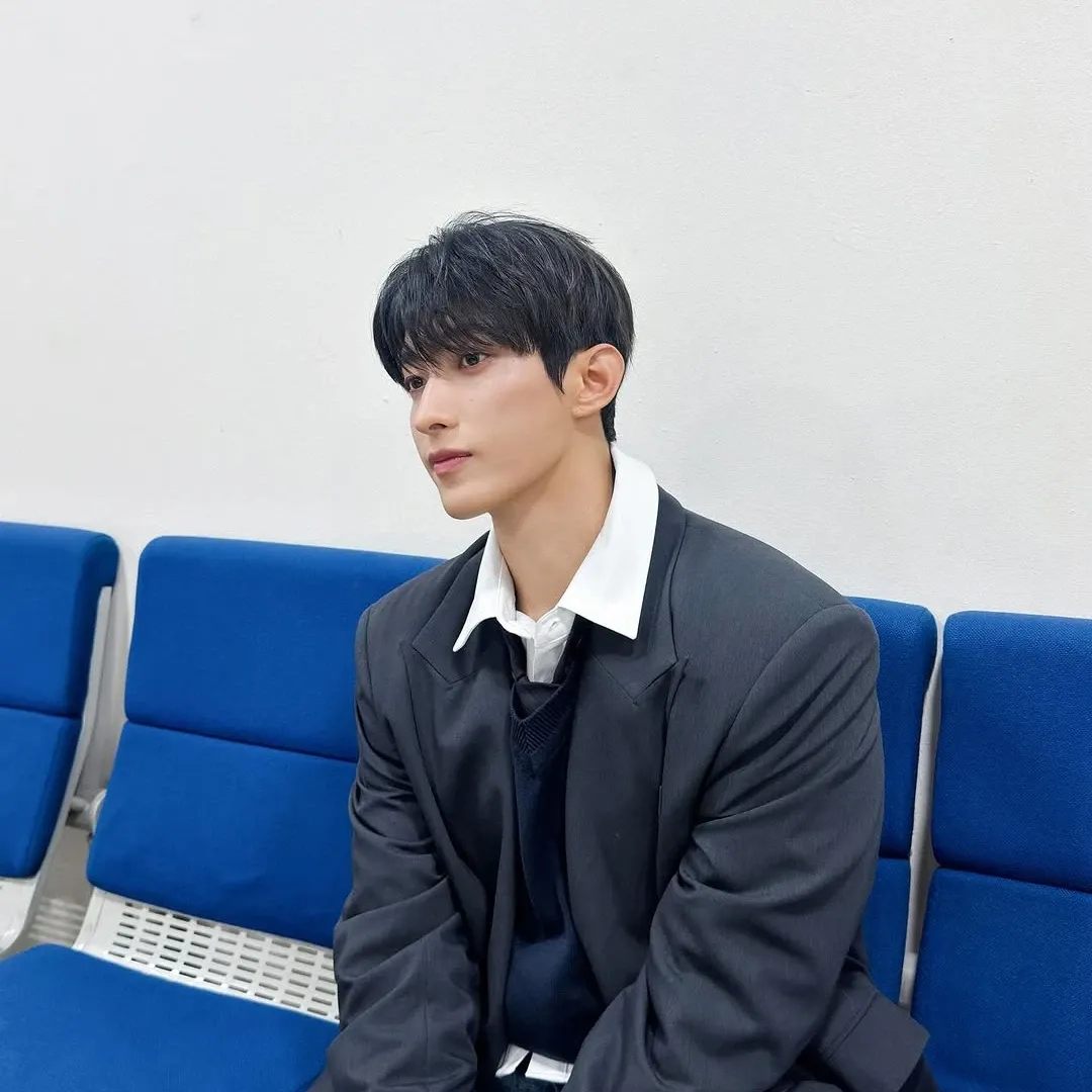 Latest photo of DK (SEVENTEEN)