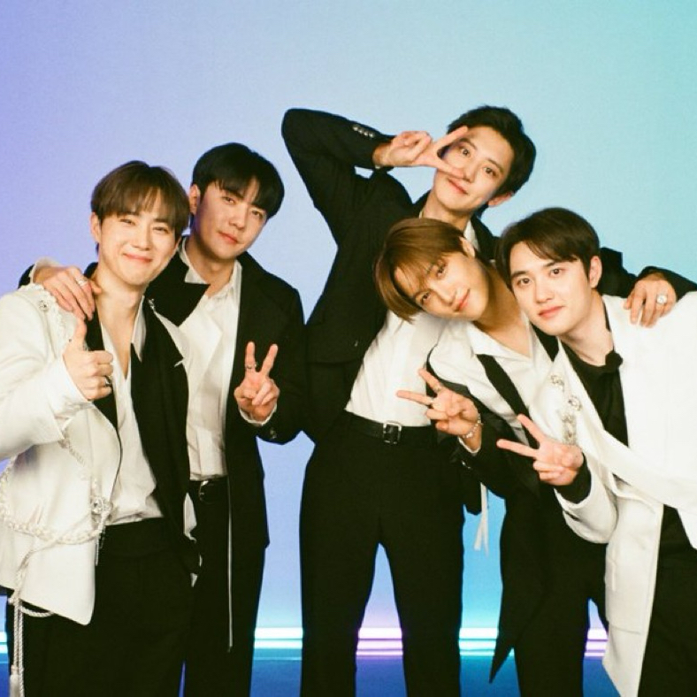 燦烈 (EXO)的最新照片