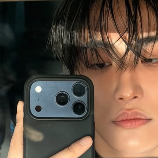 星和 (ATEEZ)的最新照片