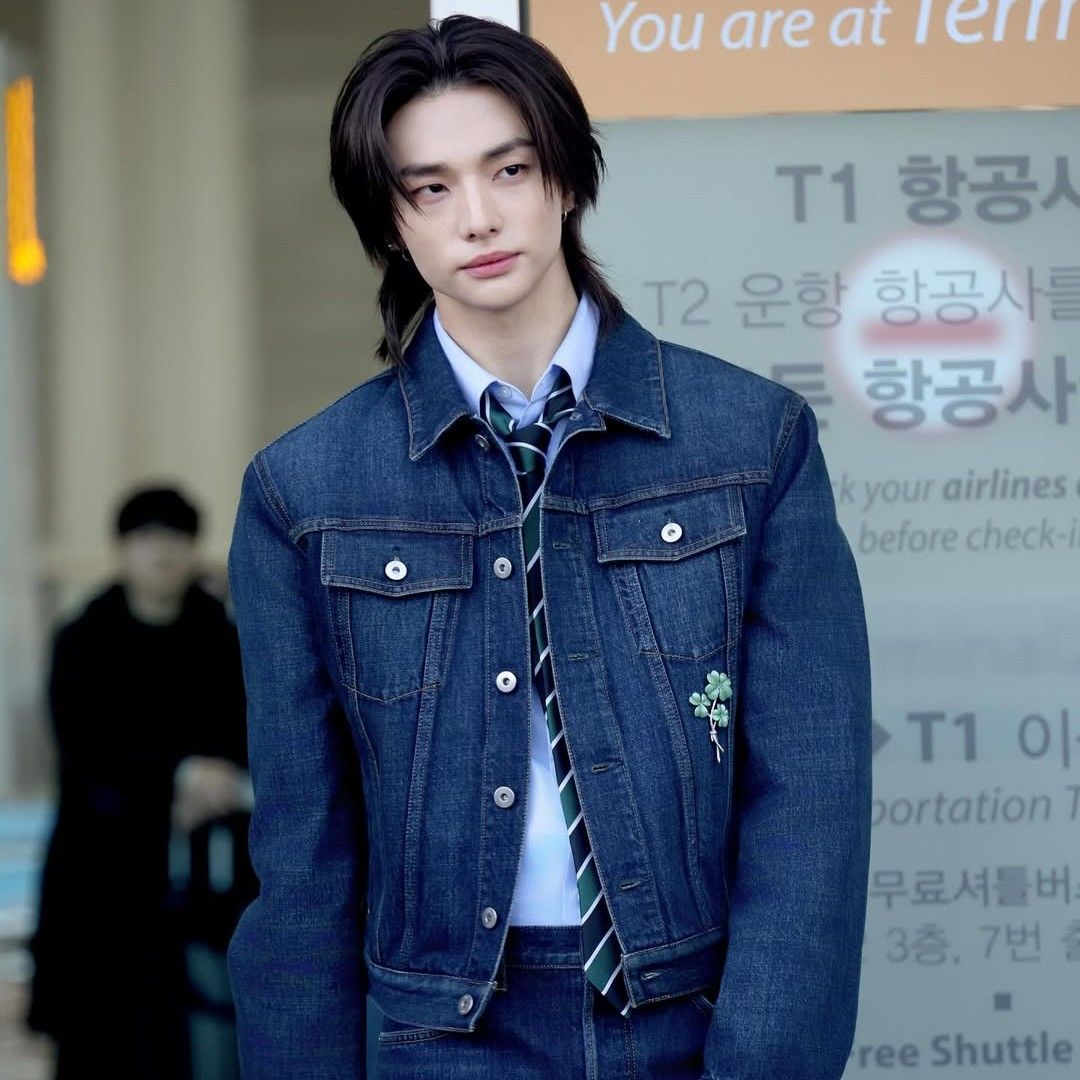 Latest photo of Hyunjin (Stray Kids)