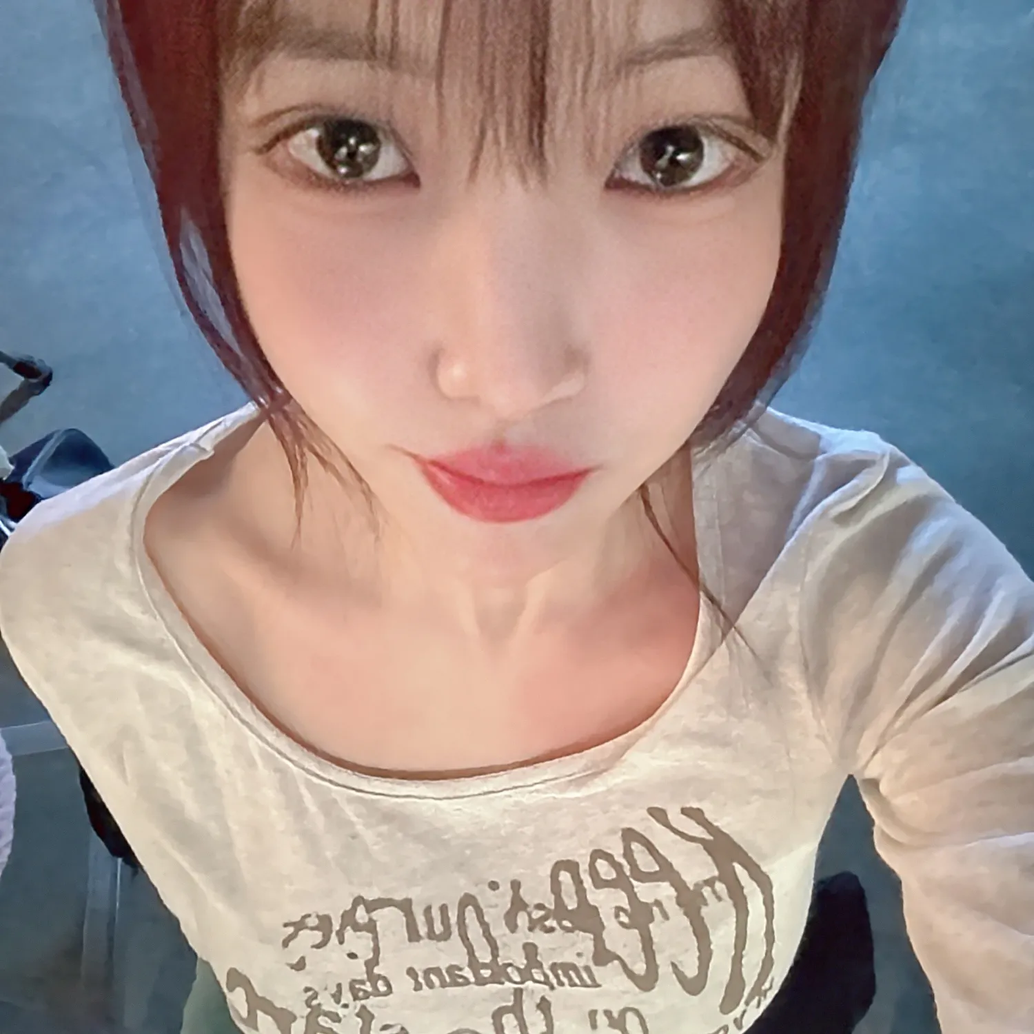 Recent activity shot of Yuju (GFRIEND)