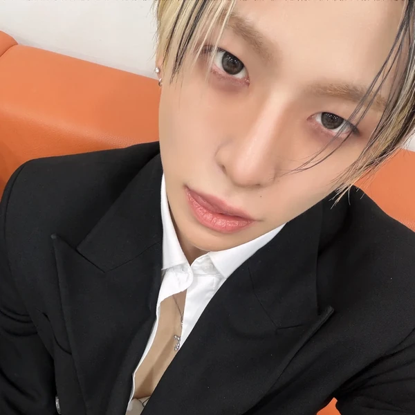 Popular profile picture of Jiho (AMPERS&ONE) loved by fans