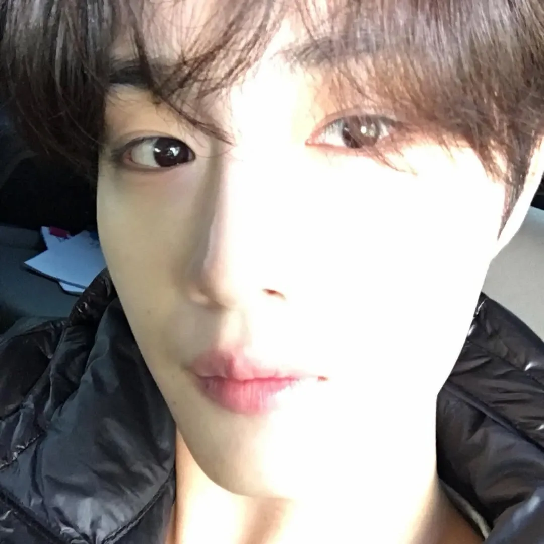 A moment captured by Hyunsuk's fan