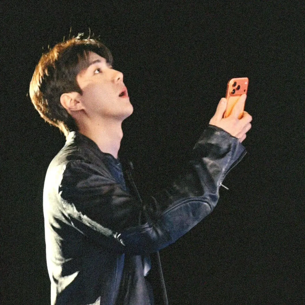 Foto terbaru Sehun (EXO)