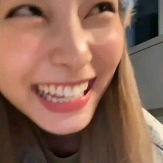 쯔위 (TWICE) 최근 활동샷