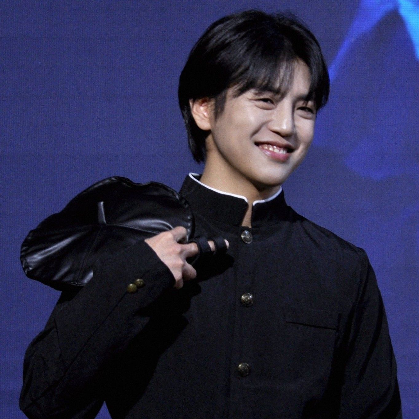 ドンフン (A.C.E)の舞台裏ショット