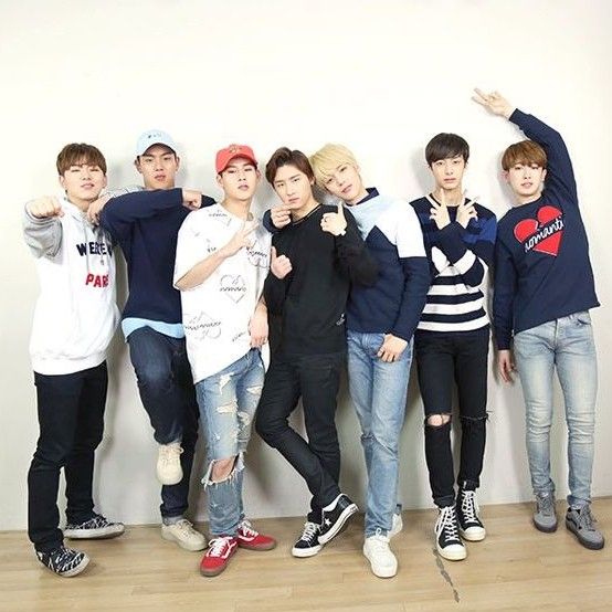 Foto terbaru MONSTA X