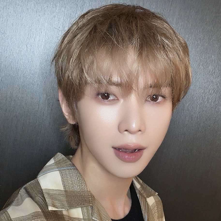 Recent activity shot of Yeosang (ATEEZ)
