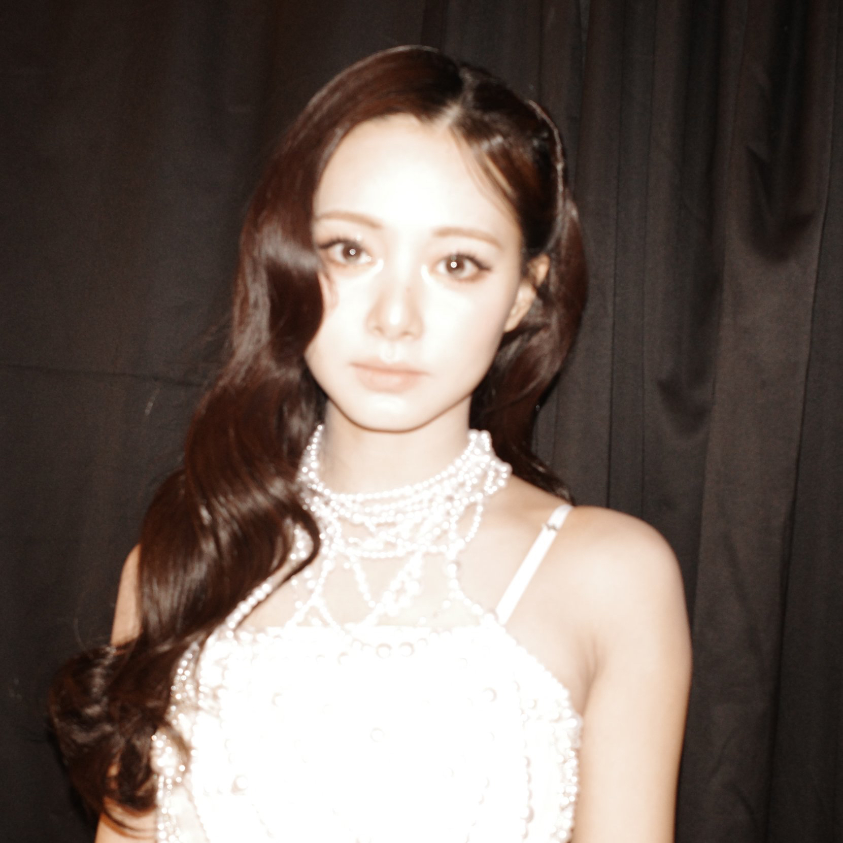 Momen yang diabadikan oleh penggemar Tzuyu (TWICE)