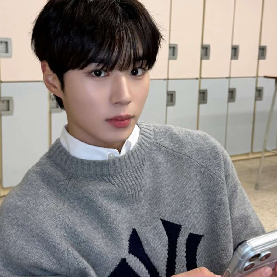 Recent activity shot of Kim Junseo (ALPHA DRIVE ONE)