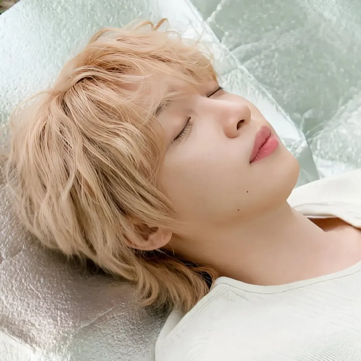 Recent activity shot of Jeong Sewoon