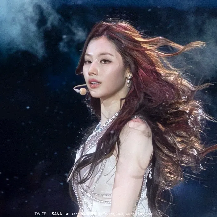 A moment captured by Sana (TWICE)'s fan