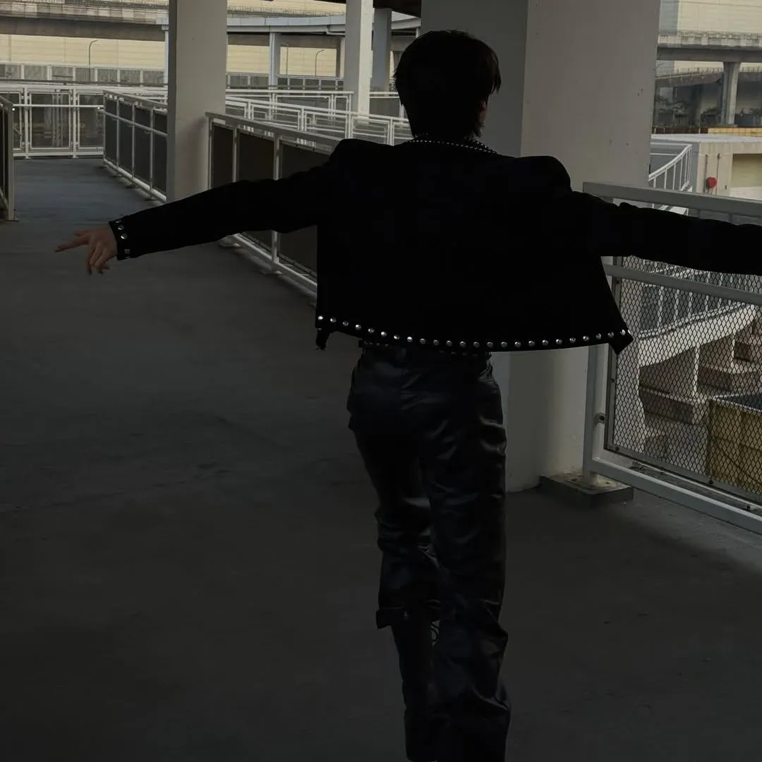 Behind-the-scenes cut of Hanbin (TEMPEST)