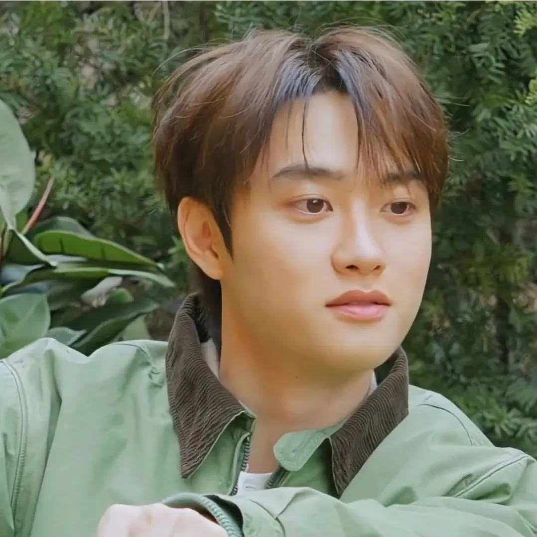 A moment captured by D.O. (EXO)'s fan