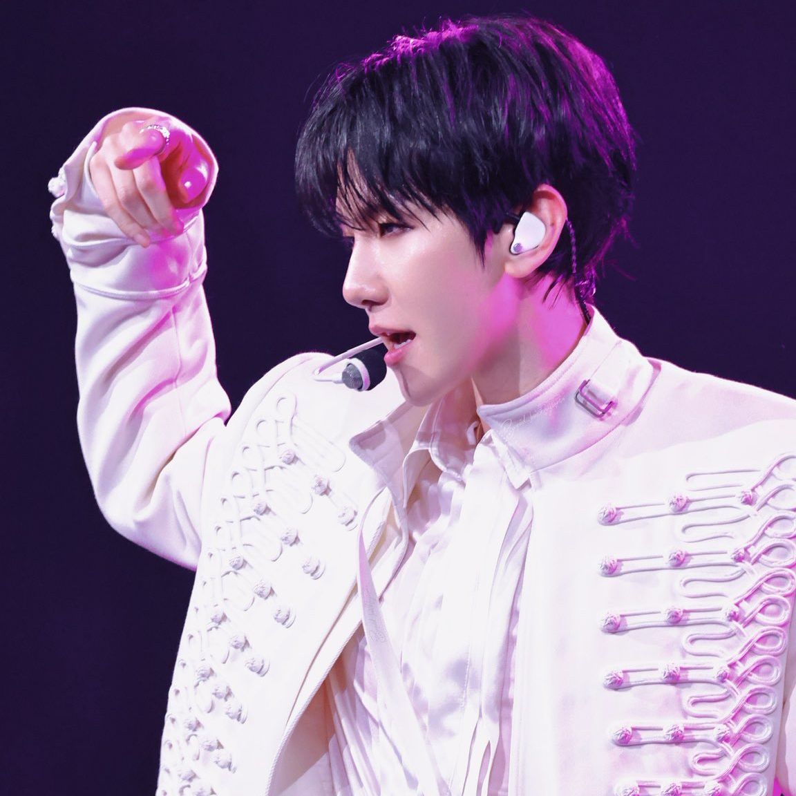 伯賢 (EXO)粉絲拍下的瞬間