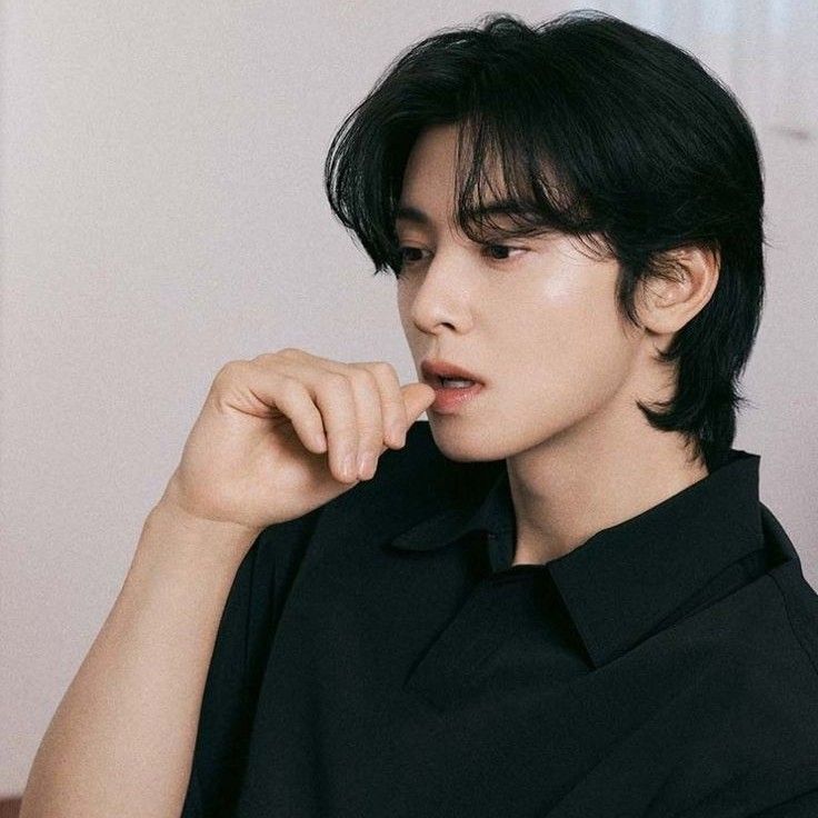 Latest photo of Eunwoo (ASTRO)