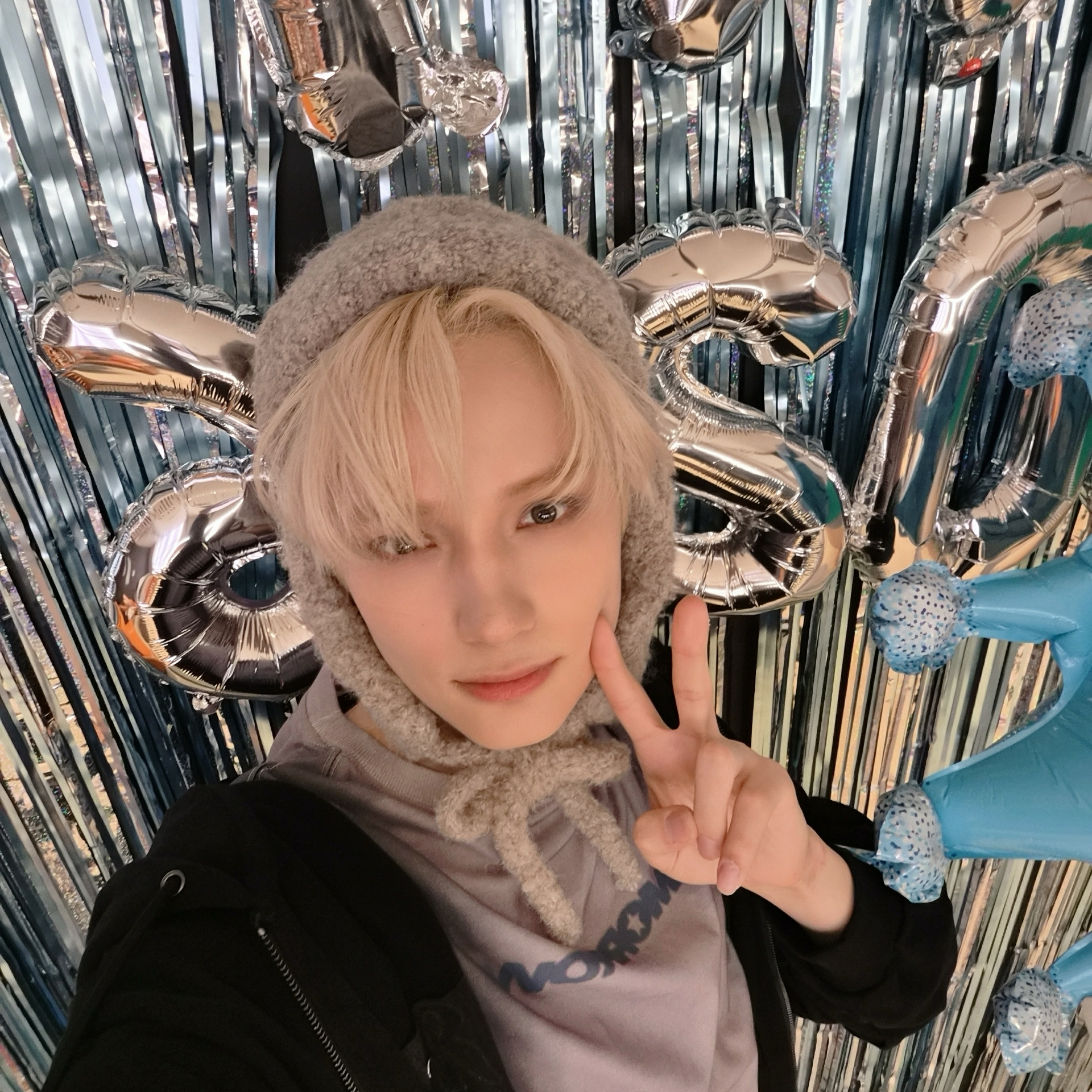 Latest photo of HueningKai (TOMORROW X TOGETHER)