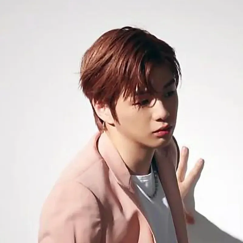 강다니엘 최근 활동샷