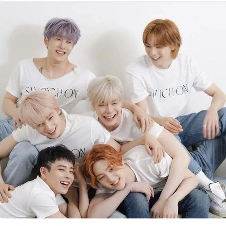 ASTROの舞台裏ショット