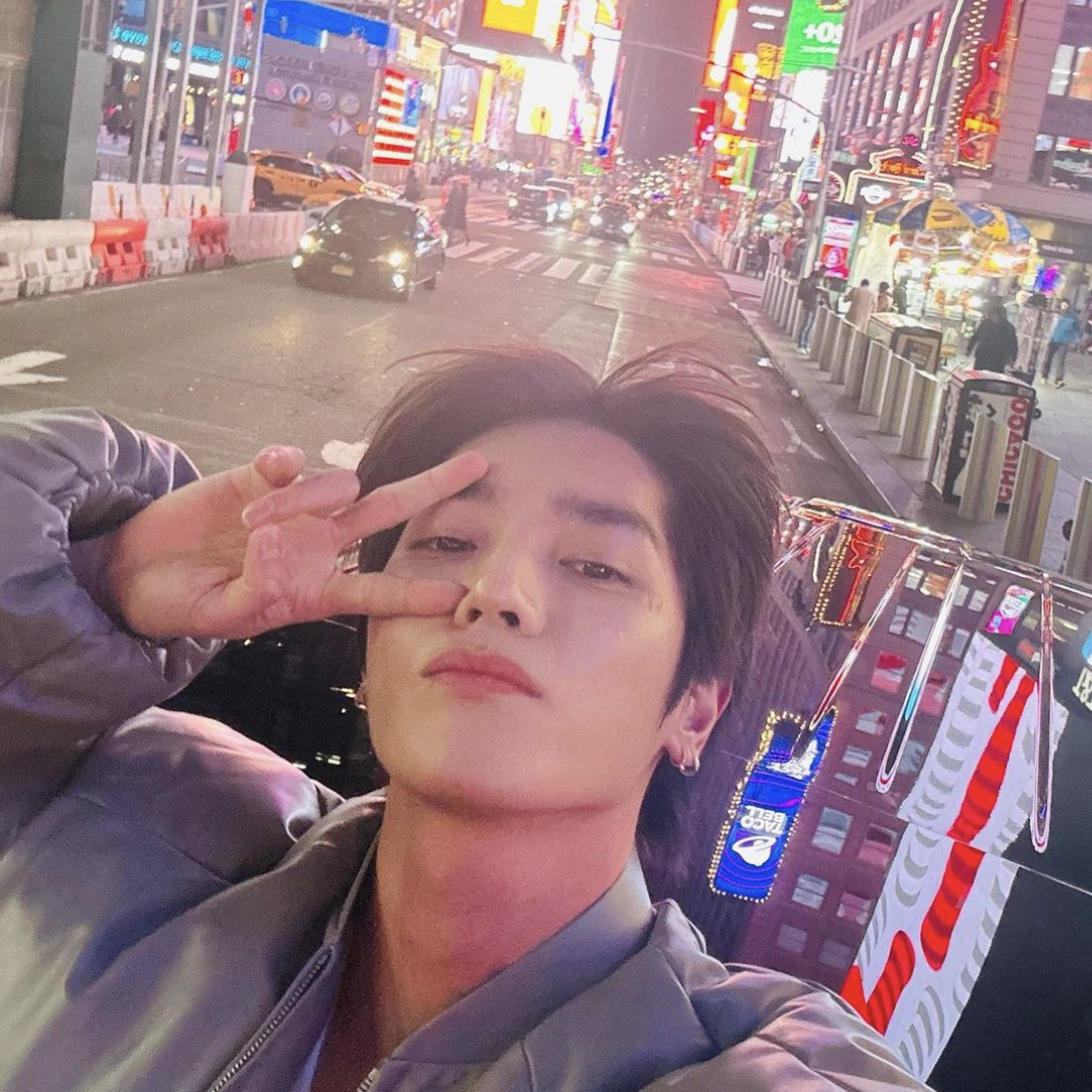 A moment captured by Taeyong (NCT 127)'s fan